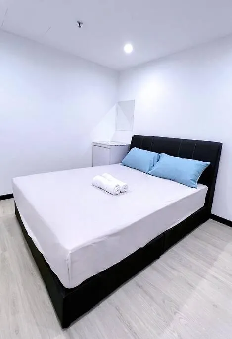 Appartamento Sunrise@Gurney Spacious 2Br Duplex George Town
