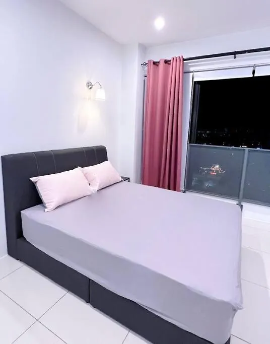 Sunrise@Gurney Spacious 2Br Duplex George Town